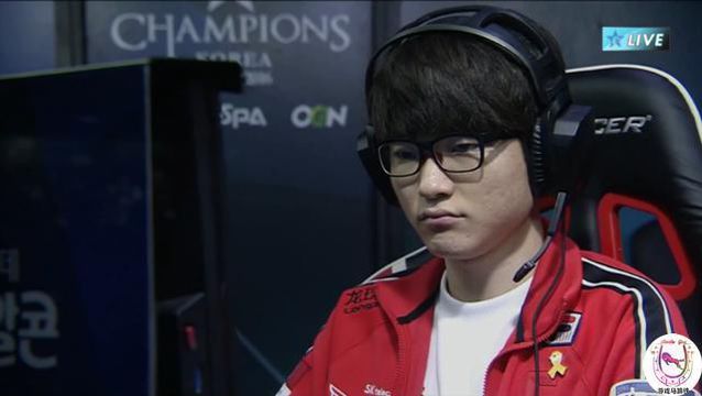  Faker迎来十五赛季高光表现，瑞士队球迷沸腾！-九游官网下载